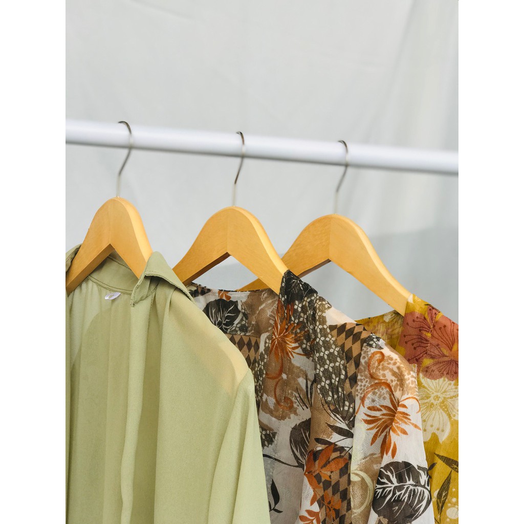 HANGER KAYU WARNA NATURAL UKURAN DEWASA DENGAN / TANPA PALANG GANTUNGAN BAJU PAKAIAN GAUN DRESS BRID