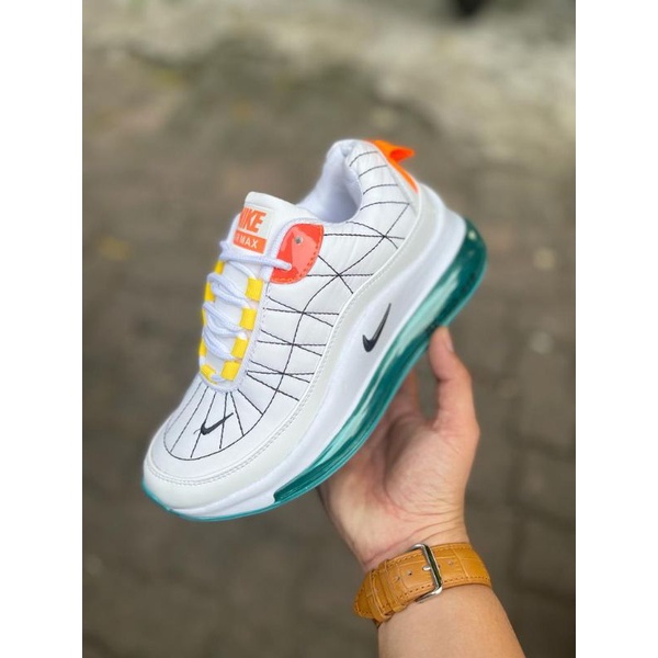 Sepatu Wanita Nke Airmax 720 818. Premium Import. Ukuran 36-40