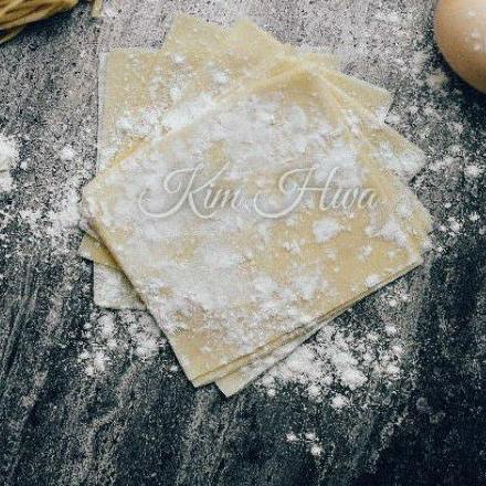 

✓ Kulit Pangsit/Siomay/Pangsit Ayam Frozen (Kotak)