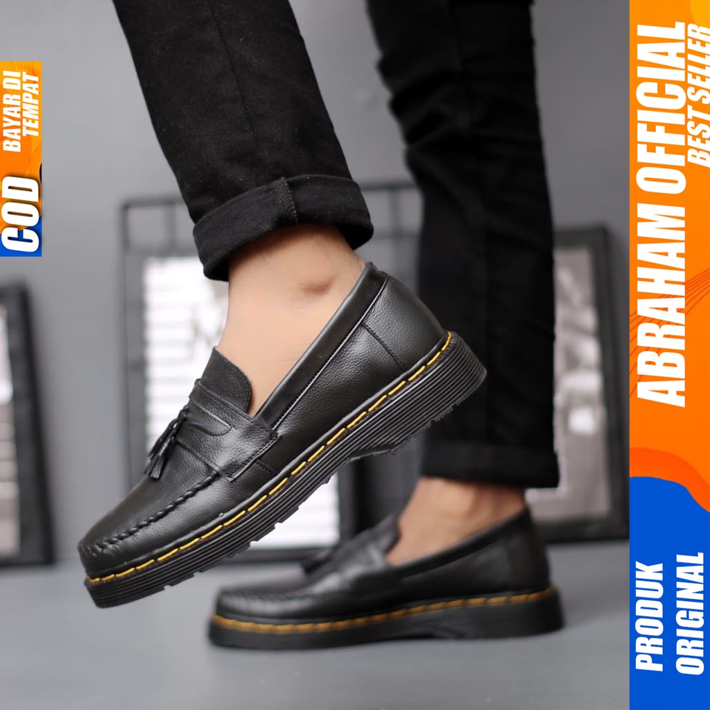 Sepatu Loafers Pantofel Formal Pria Docmart Casual Kulit Asli Hitam Kerja Pria Abraham Mosiki Slop