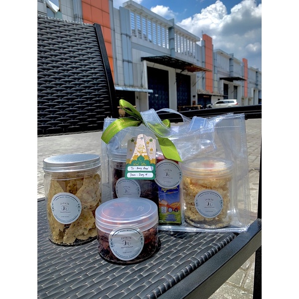 

Hampers Japrik (Jajanan Keripik) Paket A
