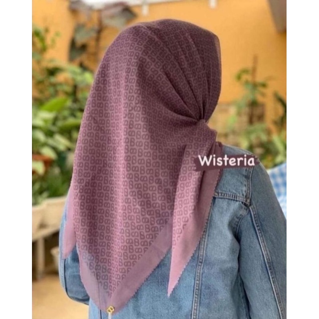 Tapis square wisteria buttonscarves