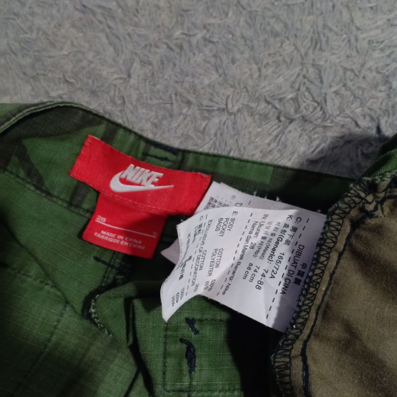 cargo pants nike original
