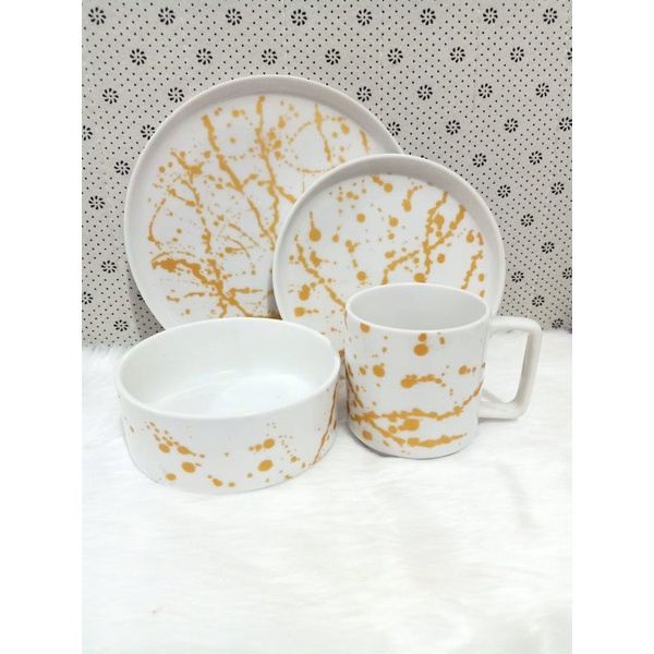 Set Keramik - Dinner set stacking plate ink gold