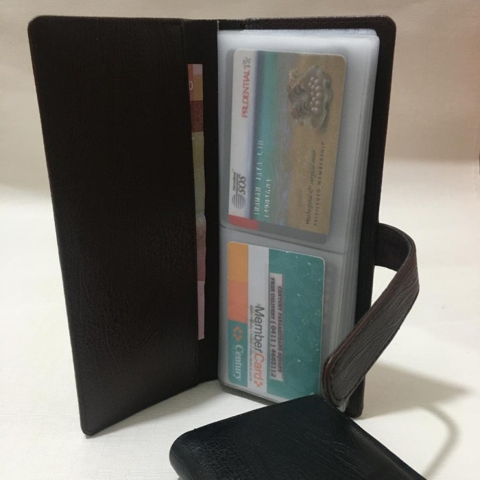 

Dompet Kartu Album - Card Holder Album - Album Logam Mulia Kunci sodok - Cokelat