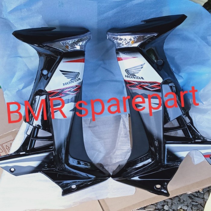 sayap samping Honda Supra x 125 Betmen tahun 2009-2011