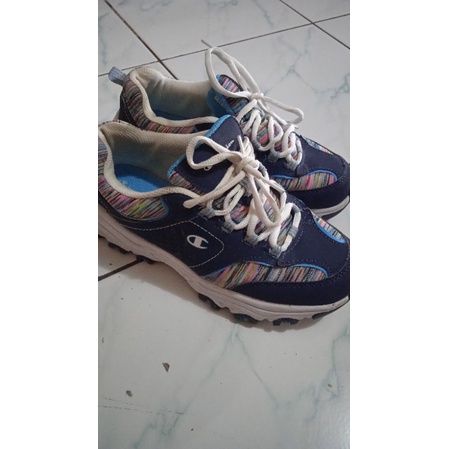 SEPATU WANITA CHAMPION ORIGINAL (prelove)