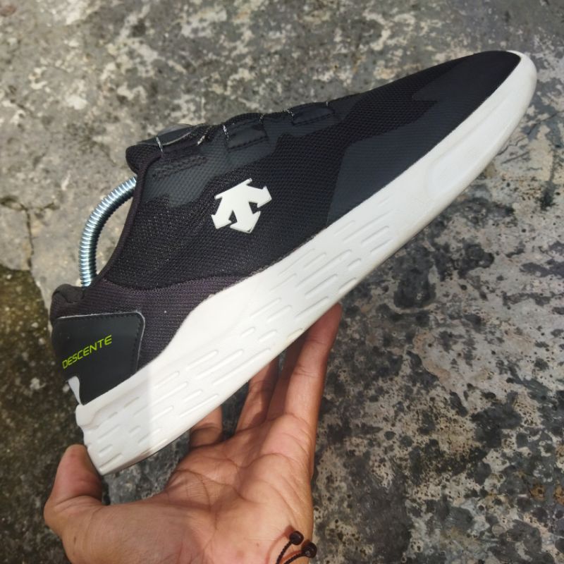 Sepatu Descente 42.5 BOA System