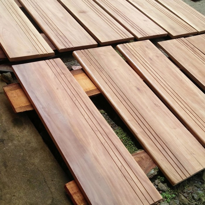 papan anak tangga kayu mentah, siap finishing
