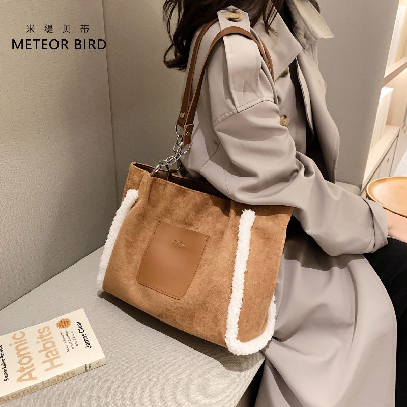 Sera Miti Betty matte retro musim gugur dan musim dingin baru suede tas berkapasitas besar wanita tekstur high-end gaya asing tote bag