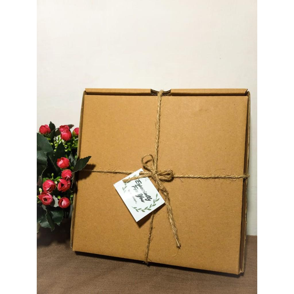 

Gift Box by Kyazaofficial