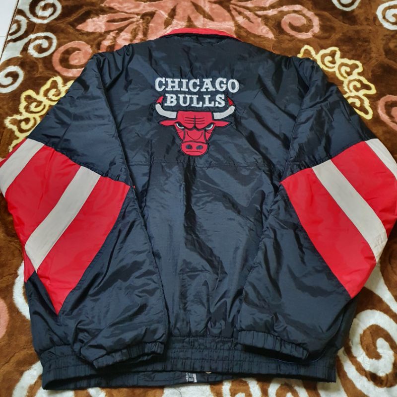 Jaket STARTER x NBA Chicago Bulls dan Varsity Dickies Denim