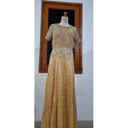 preloved gold dress / preloved gaun pesta gold