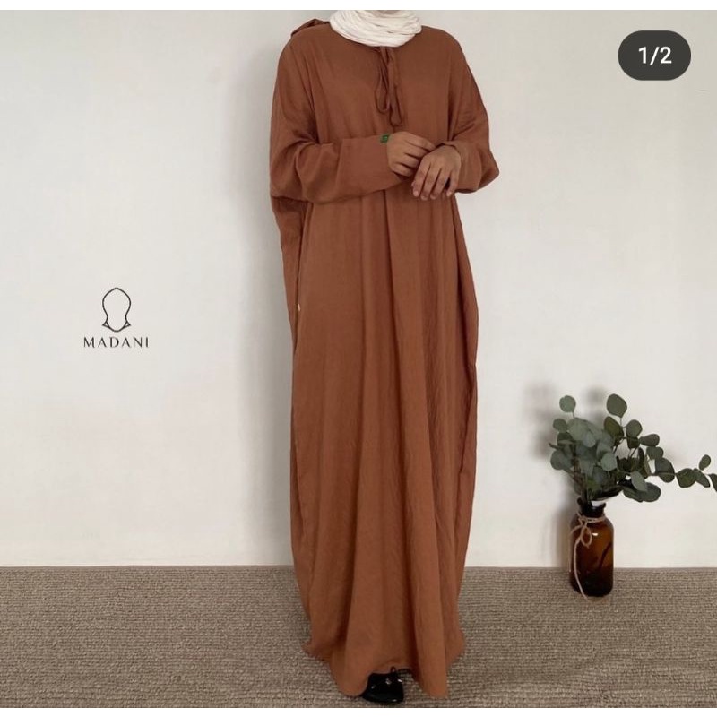 Abaya Hoodie By Madani Thelabel