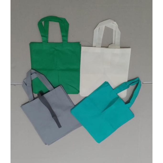 

@#@#@#] Tas Kain Spunbond/Tali/Hajatan Box 25 (25x 25 x 28) Isi 12 Pcs