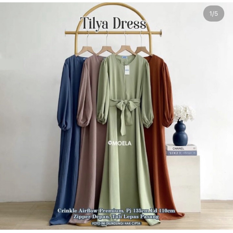 TILYA DRESS BY MOELA/ DRESS CRINKLE AIRFLOW CAMEL DENIM/ DRESS BUSUI