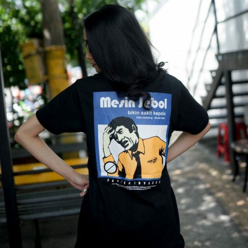 T-shirt Pria / Wanita - Kaos Racing Faster Invander Hitam