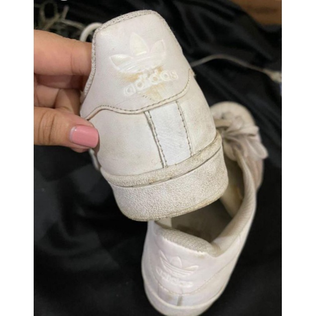 sepatu adidas putih