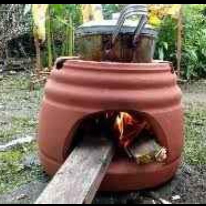 ] HAWU atau tungku kayu bakar DAN ARANG