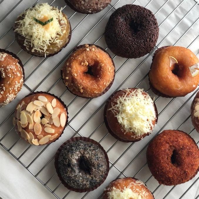 

Promo HOMEMADE DONUTS 12 PCS , DONAT, DONUT by BAKESMITH ,