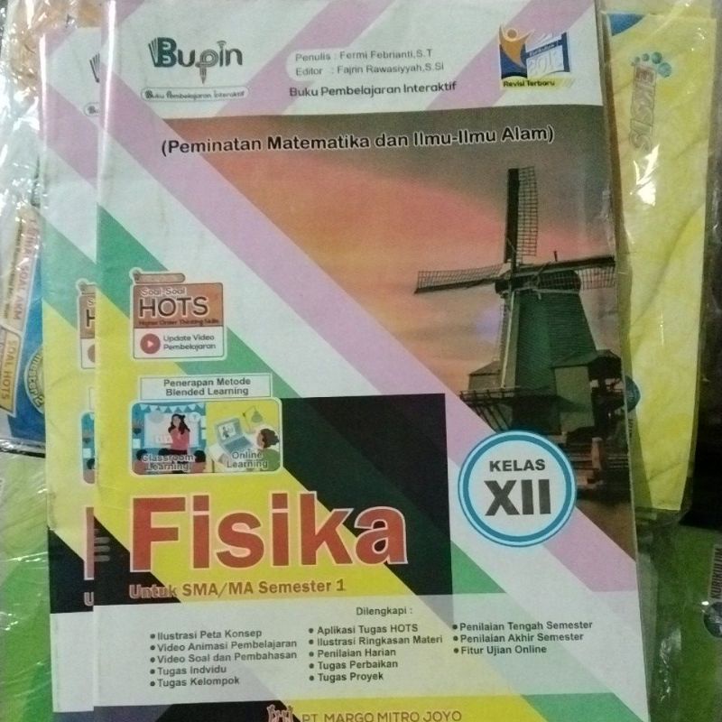LKS SMA FISIKA KELAS 12 SEMESTER 1 K13 KURIKULUM 2013