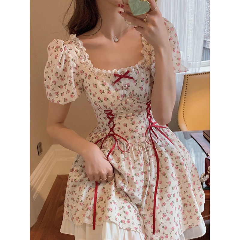 Red Gaun Bunga Segar Kecil Musim Panas Prancis Super Fairy Puff Sleeve Ikatan Simpul Renda Ruffle Dress