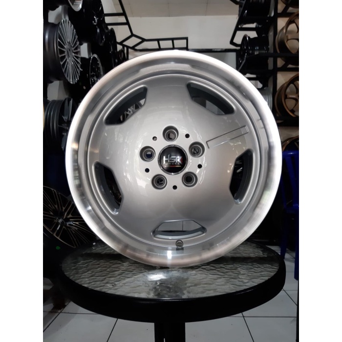 Velg HSR Mercedes Luxio Ertiga Grandmax R16 type EURO 75 Rata Silver