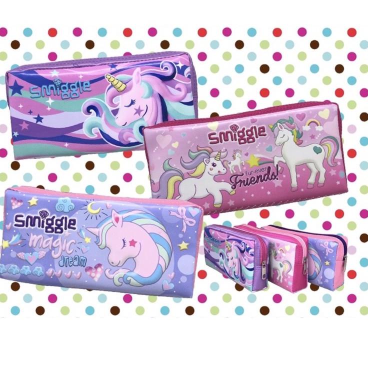 

Cuci Gudang Tempat pensil segi 4 besar Smiggle H9N