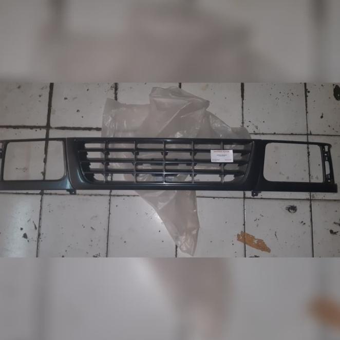 Grill Radiator Isuzu Panther Kotak/Pick Up