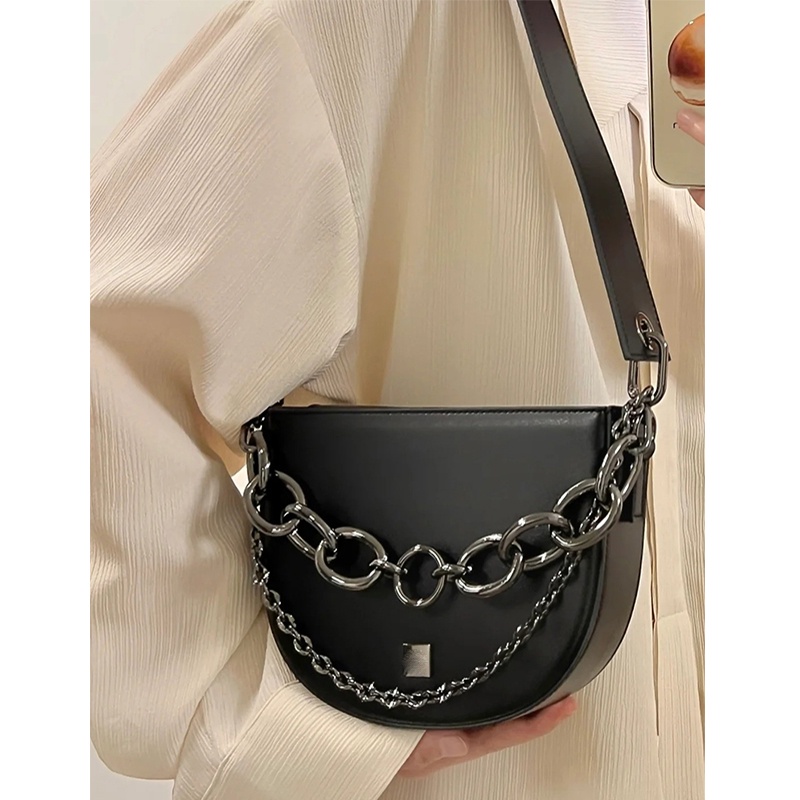 Red Tas sadel setengah lingkaran perempuan 2022 tas rantai ketiak gadis keren manis baru ins tas selempang high-end ceruk