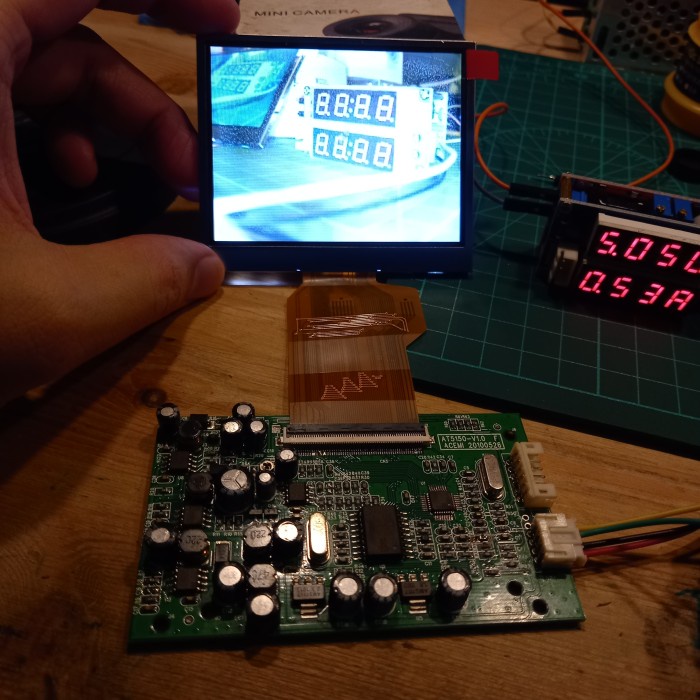 Kr07045 Tft Pal Ntsc Video Lcd Colour Monitor Mini Display Tv Kecil