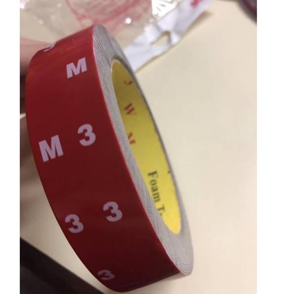 

Banyak Stok Lem bolak balik double tape 3 M MM merah EJY