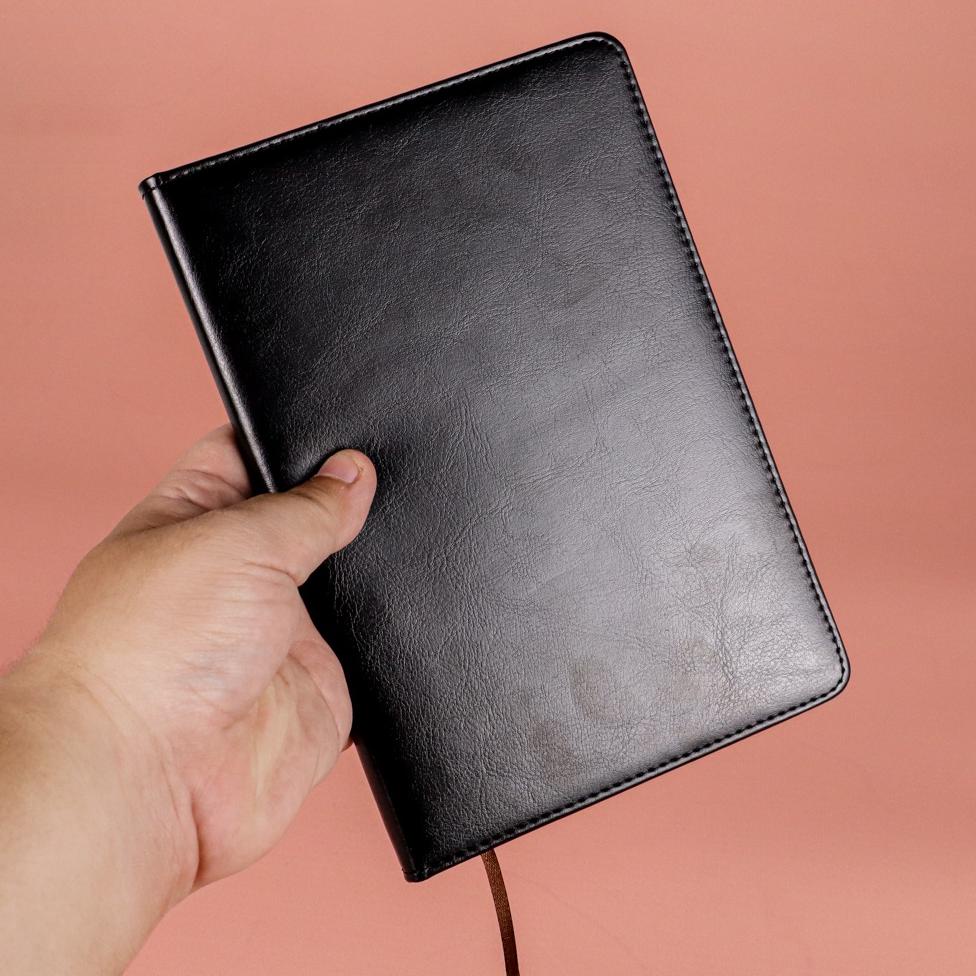 

BUKU AGENDA A5 MURAH PLANNER CATATAN BISNIS NOTEBOOK BOOK NOTE KANTOR KERJA KULIAH COVER POLOS KULIT SINTETIS .