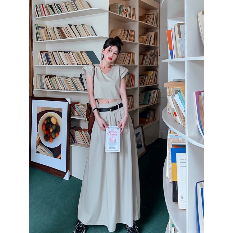 Red Temperamen setelan berkualitas tinggi hot girl pendek T-shirt top wanita musim panas rok pinggang tinggi rok panjang dua potong set