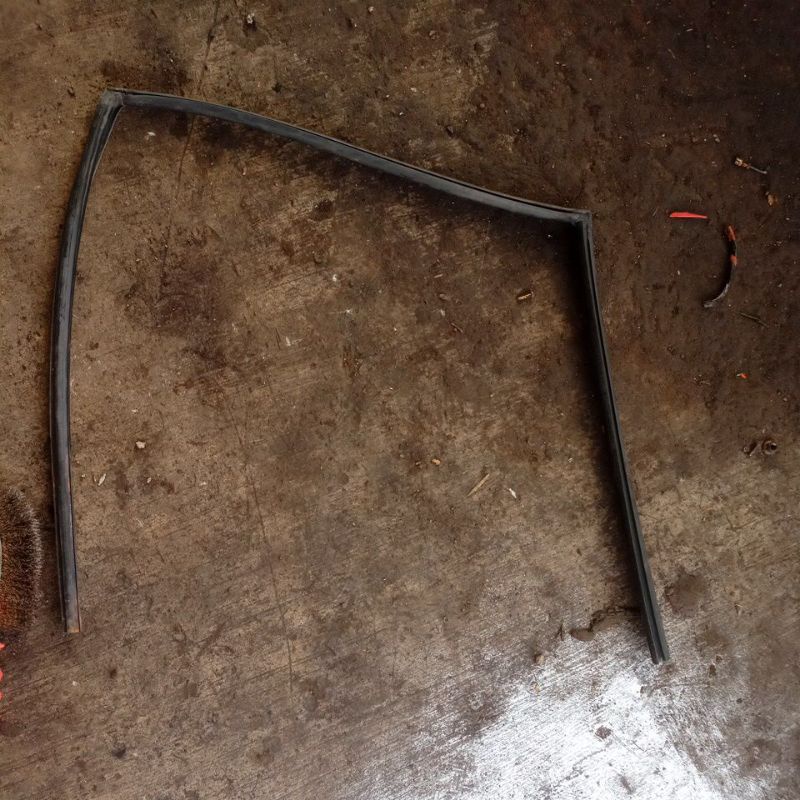 karet rel channel kaca kiri belakang hyundai accent excel 1 cakra