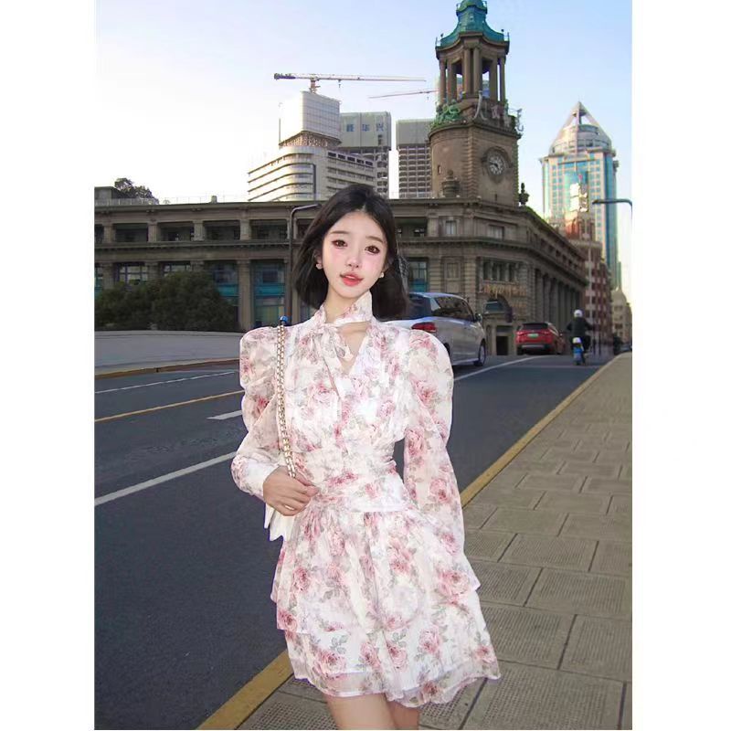 dress floral korea Gaun Bunga Cinta Pertama Manis Rok Pendek Pinggang Tinggi Modis