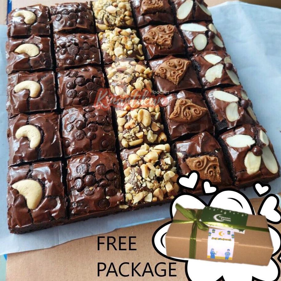 

✨12.12✨ Fudgy Brownies sekat. Hampers Ramadhan Gift by Kinantikan !!