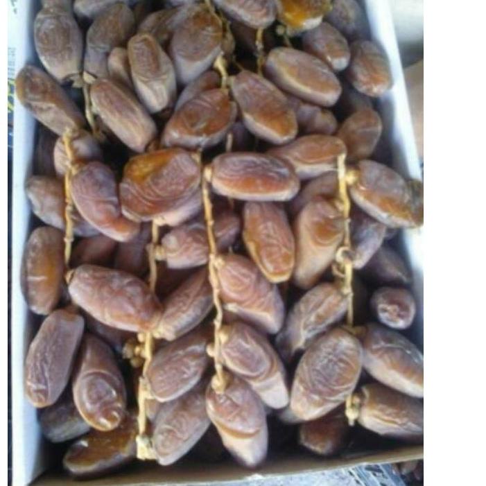 

Star 12.12 Kurma Tunisia Tangkai Curah 1kg 