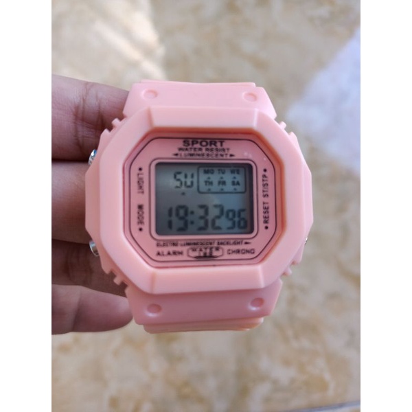 Jam Tangan Wanita Digital Sport Rubber 176 w