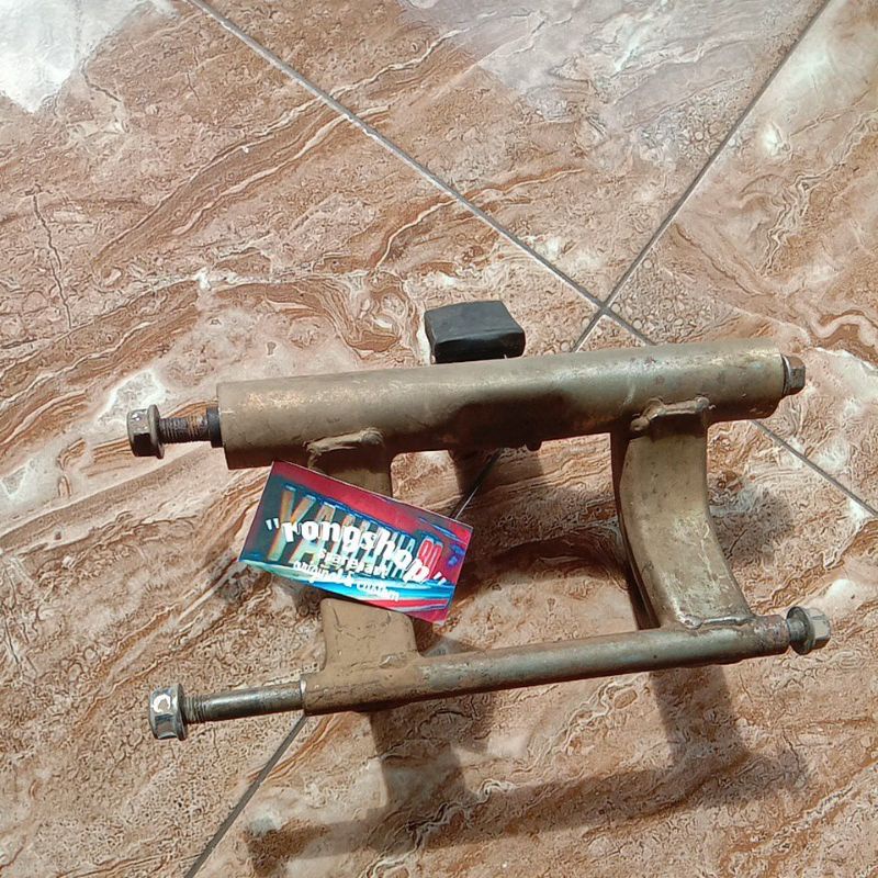 mounting dudukan mesin vario 110 karbu vario techno 110 karbu