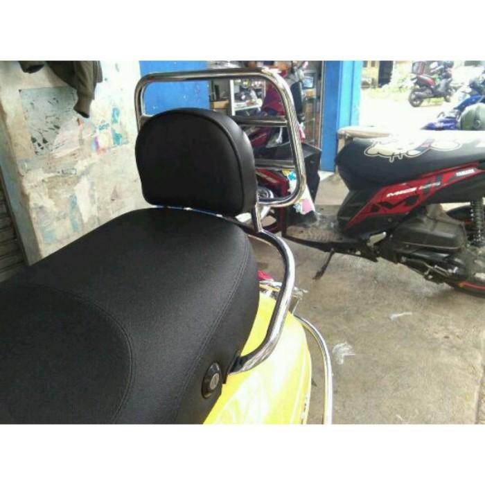 Aksesoris Backrack/Rak Vespa LX dan S125 Plus Bantalan Busa
