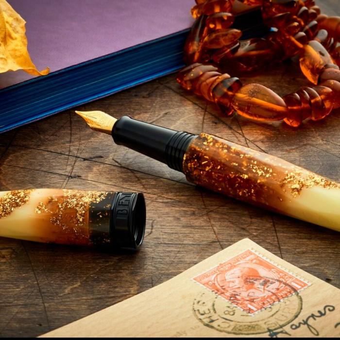 

Best Seller Benu Briolette Glow In The Dark Fountain Pen #Travelers Calligraphy