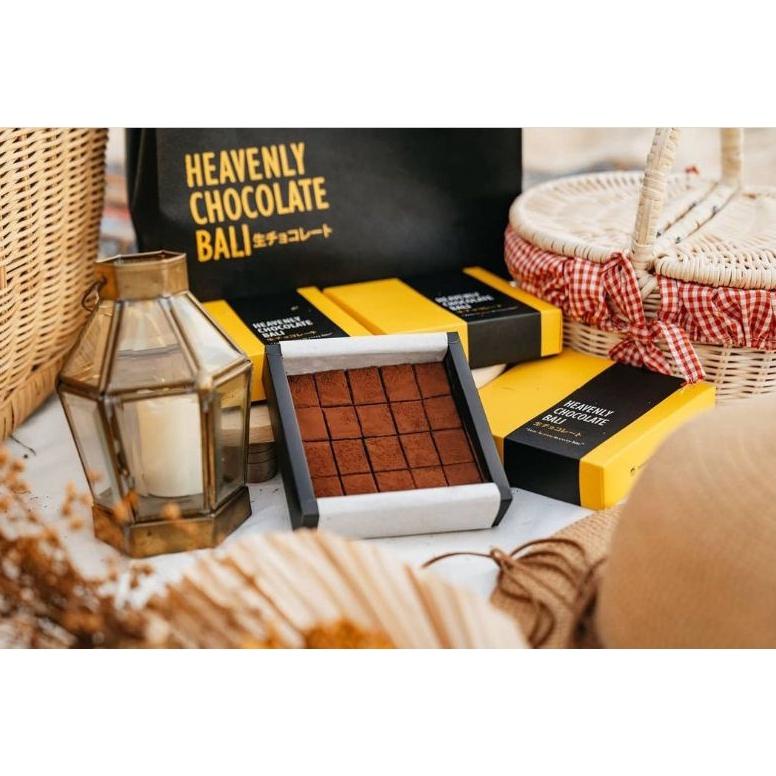 

HEAVENLY CHOCOLATE SQUARE BOX Best Seller