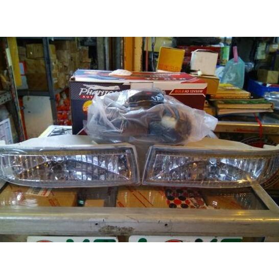 Foglamp / Lampu Bemper Depan Altis 2001-2003 & Vios 2001-2005