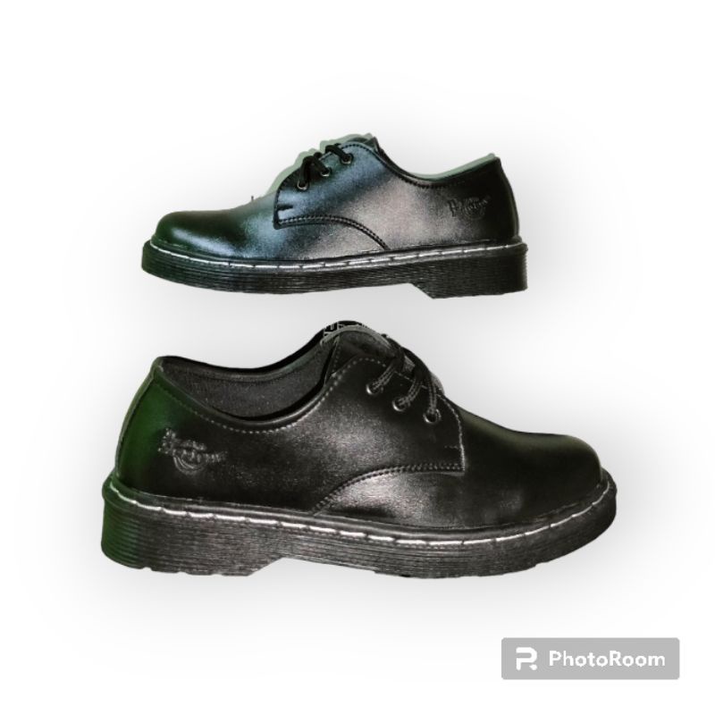 BOOT HITAM 3HOLE PRIA WANITA SEPATU TALI INSOLE KACA TERLARIS UK 36-45