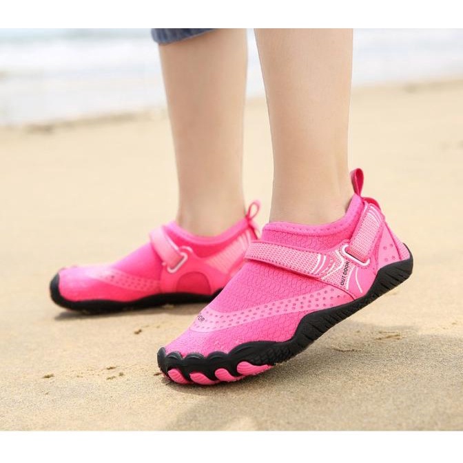 Sepatu Rafting Anak Sepatu Trekking Wanita Sepatu Diving snorkeling