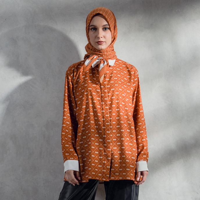 Brand No Brand X Olla Ramlan - Oliver Top