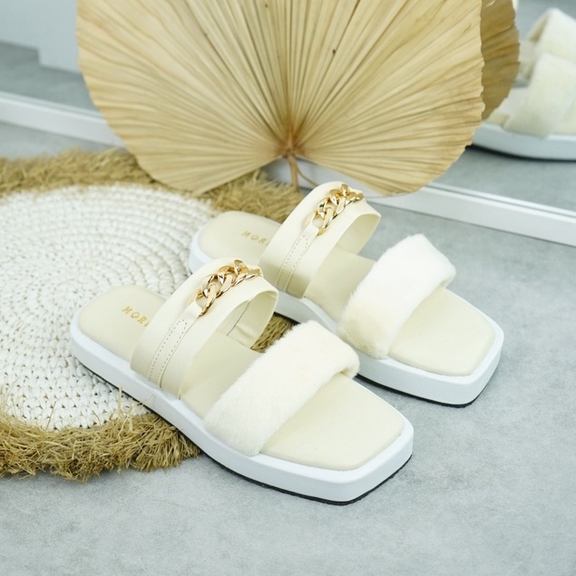 flash sale 7,7 Sandal Wanita Ban Dua Strap Bludru Rantai AB 69