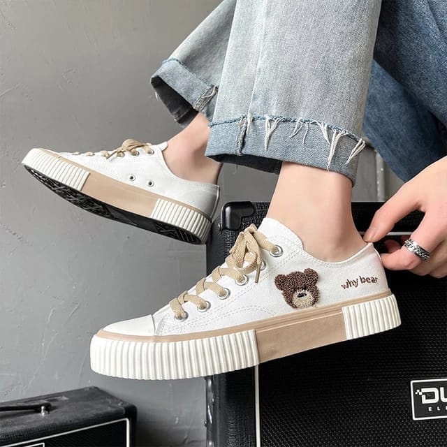 Sepatu Sneakers Wanita Kanvas Fashion Terbaru WN 04