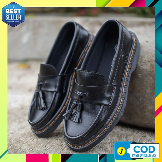 Sepatu Pria Keren Casual Hitam Slip On Buat Jalan Jalan 2023 Murah Kul Sepatu Loafers Pria&Wanita /